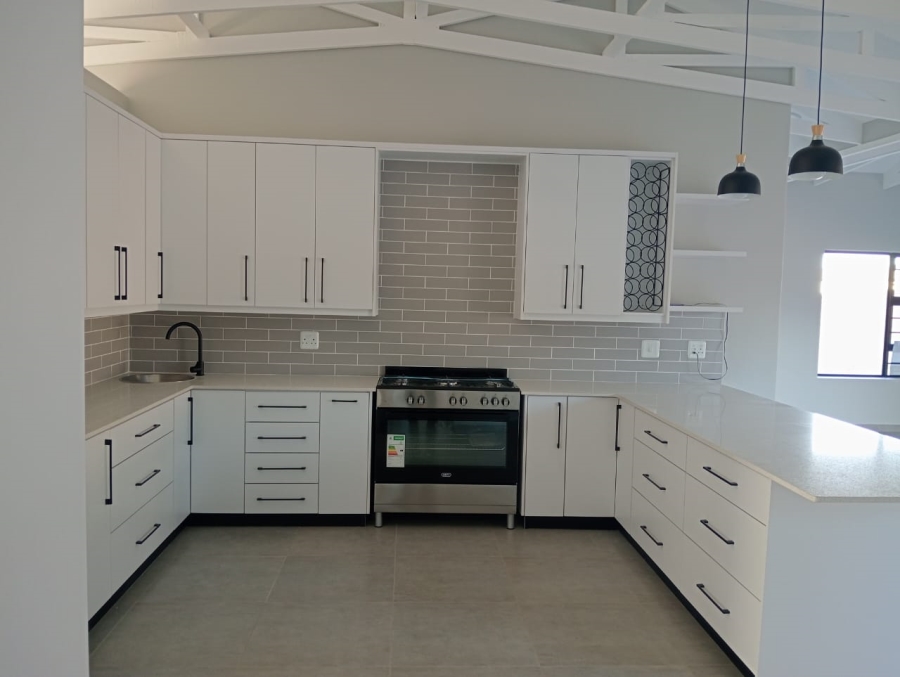 3 Bedroom Property for Sale in Fountains Estate Eastern Cape